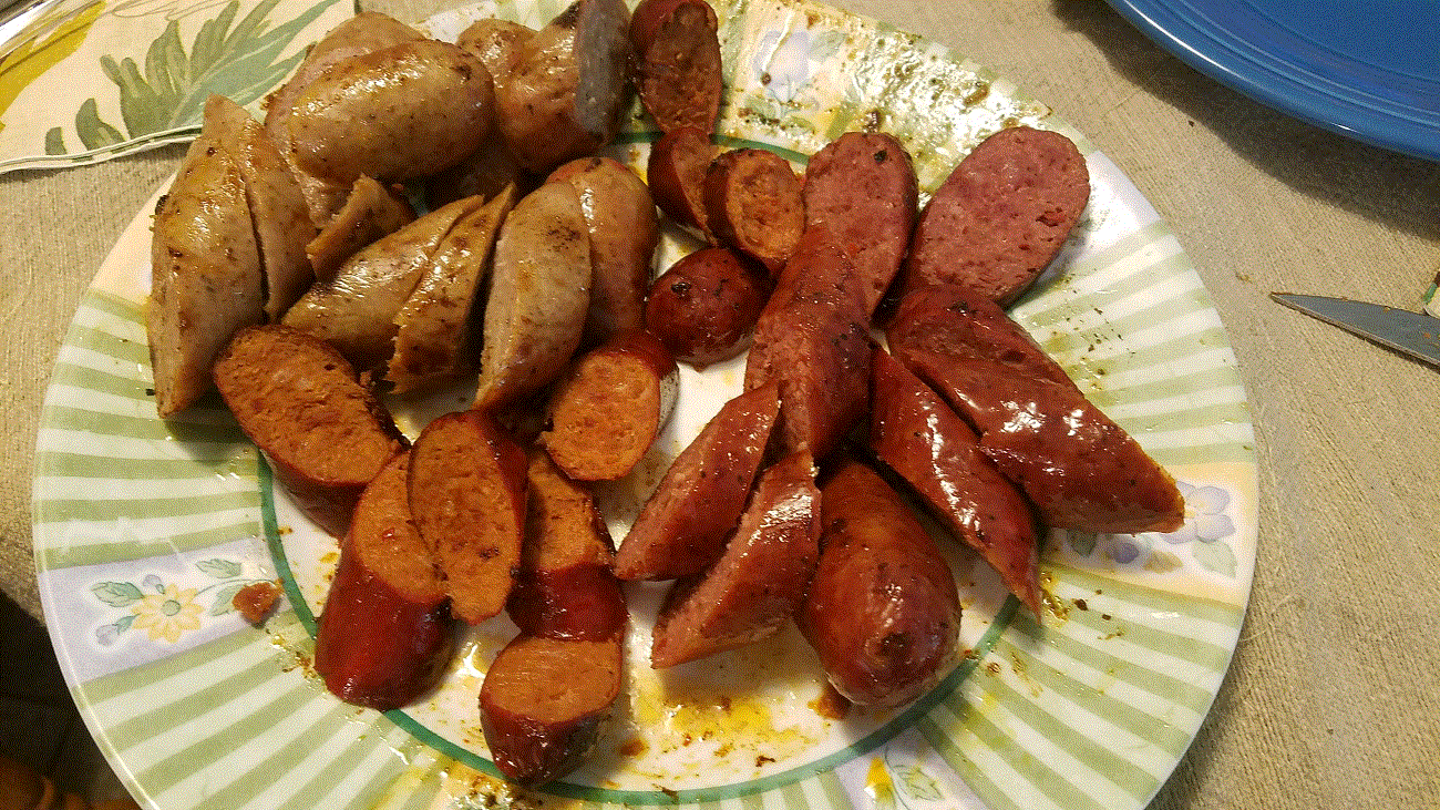 Cut up Sausage.gif